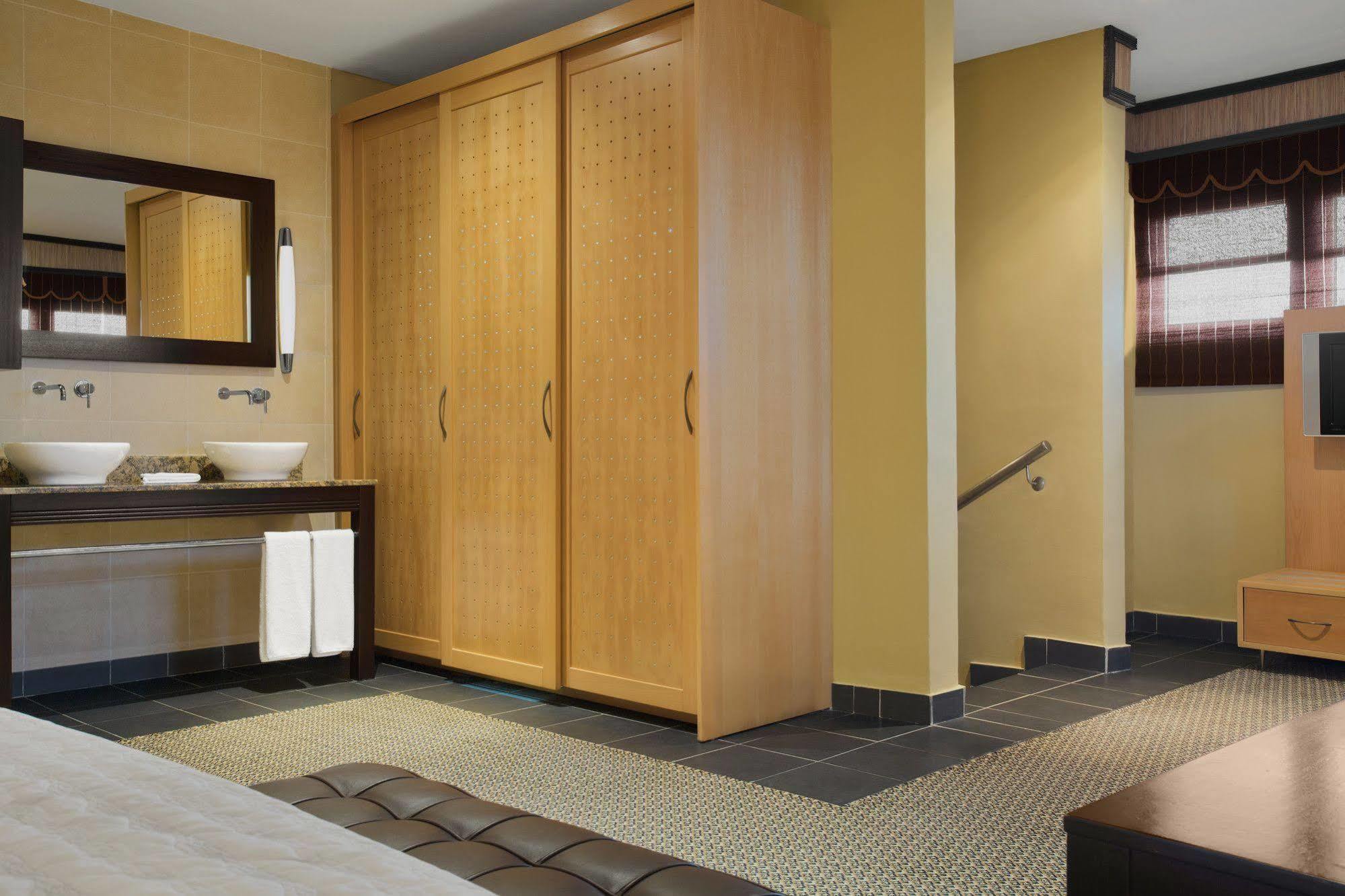 Ibom Hotel & Golf Resort ウヨ エクステリア 写真